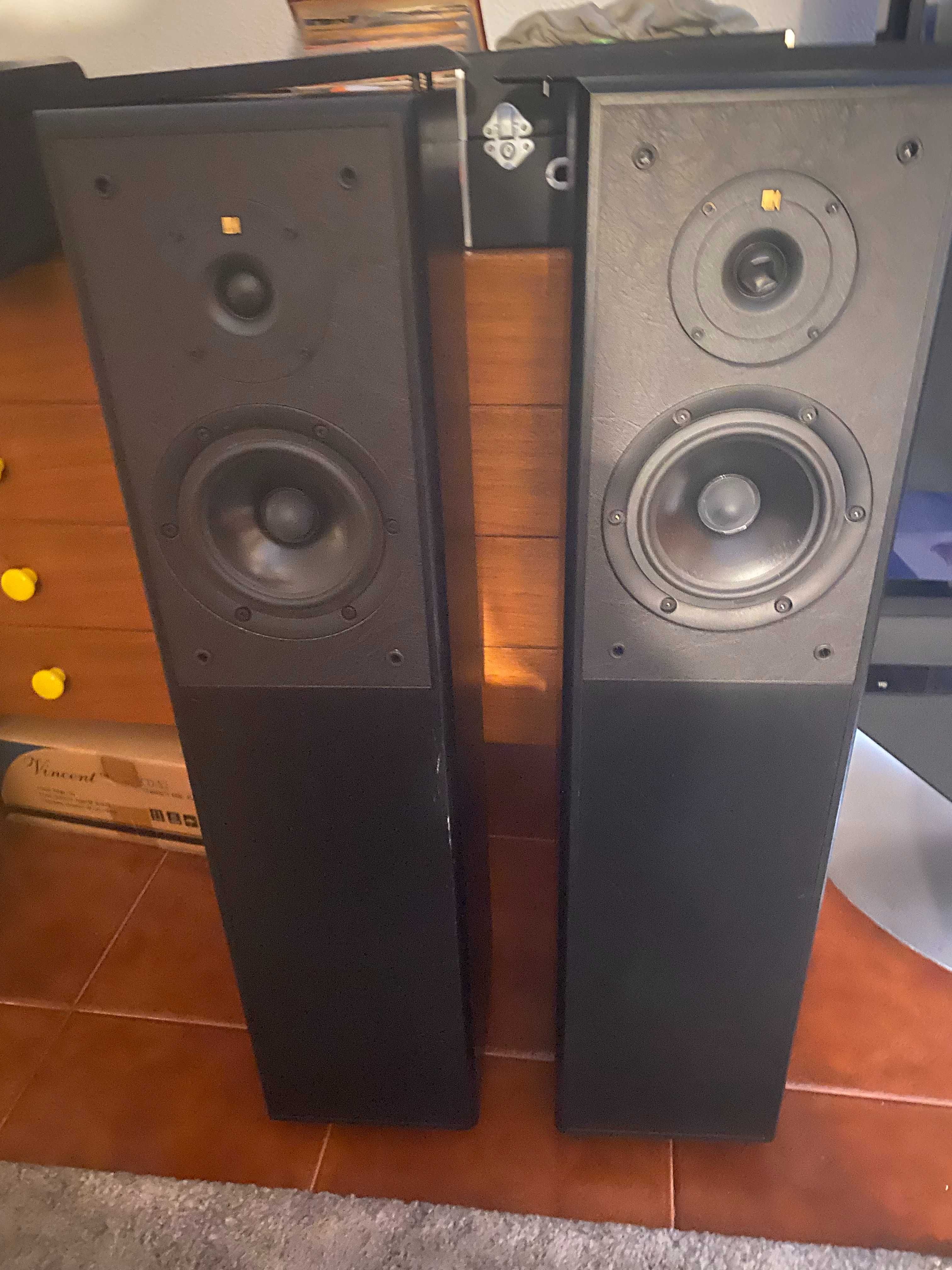 Colunas de som  KEF CRESTA 100W