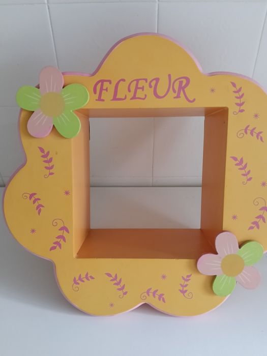 Prateira quadrada flor