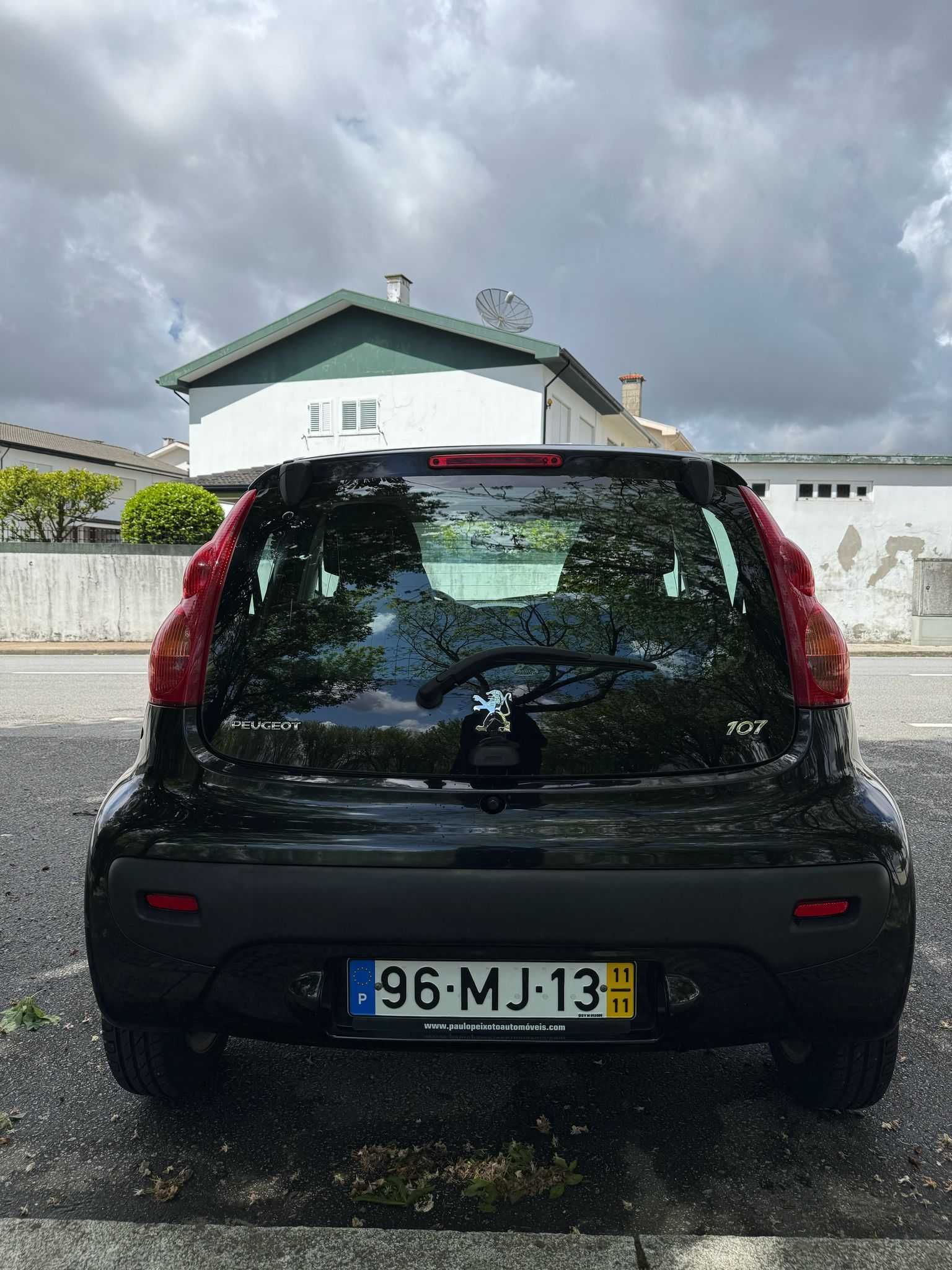 Peugeot 107 1.0 Black&Silver