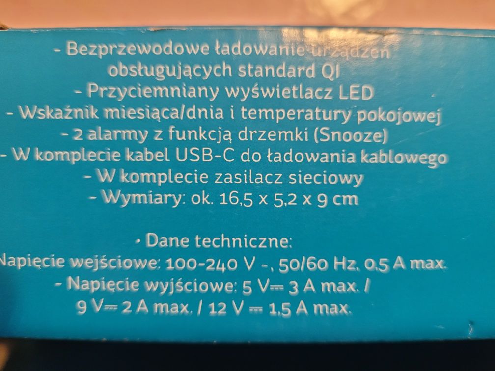 Budzik ładowarka indukcyjna