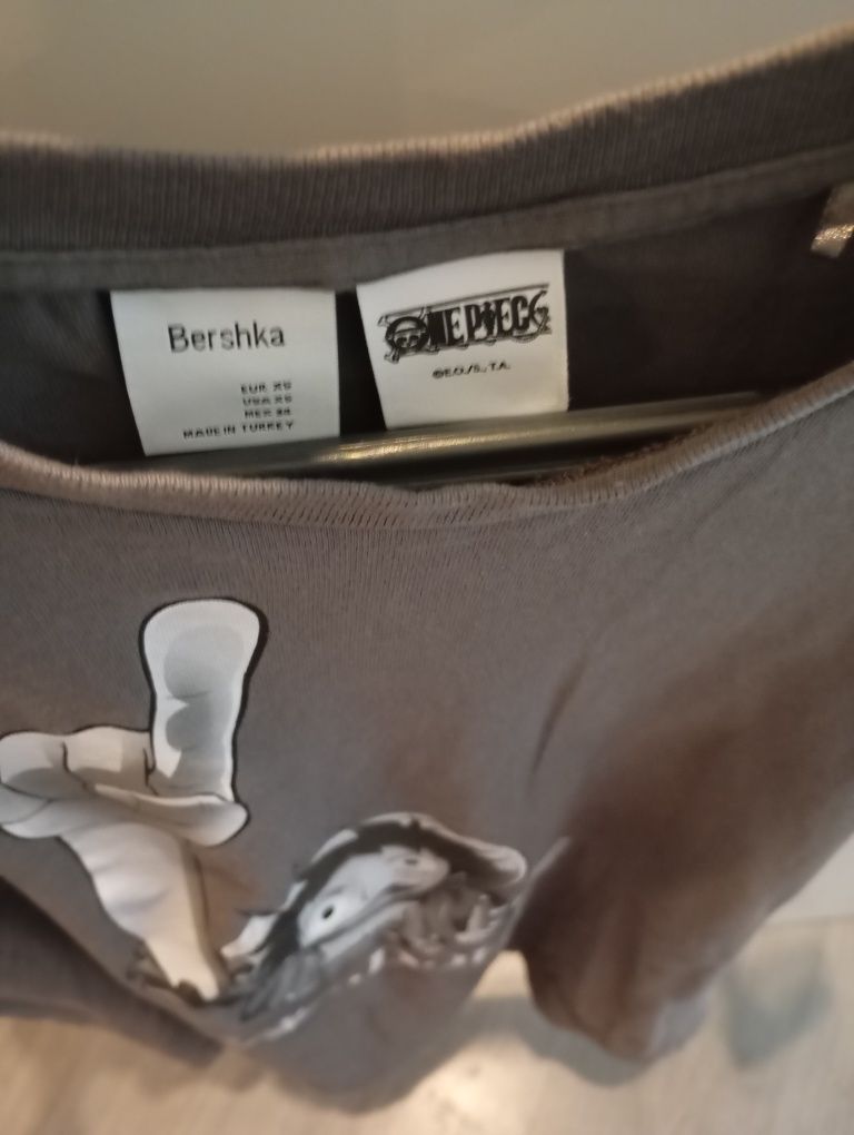 Calções Bershka e t-shirt Bershka XS e S