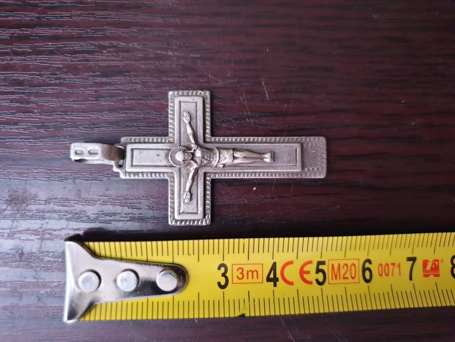 Крест серебро 925 пробы Вес 11.4 гр. р.р 5.5× 3.5см. серебрянный Крест