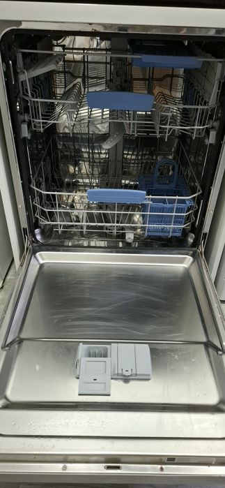 Maquina lavar loiça Indesit DFP 58T94 CA NX EU INOX