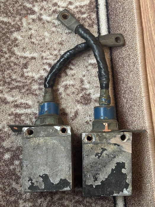 Силові діоди ВК2-200, Д161-320, КУ202И з радіаторами