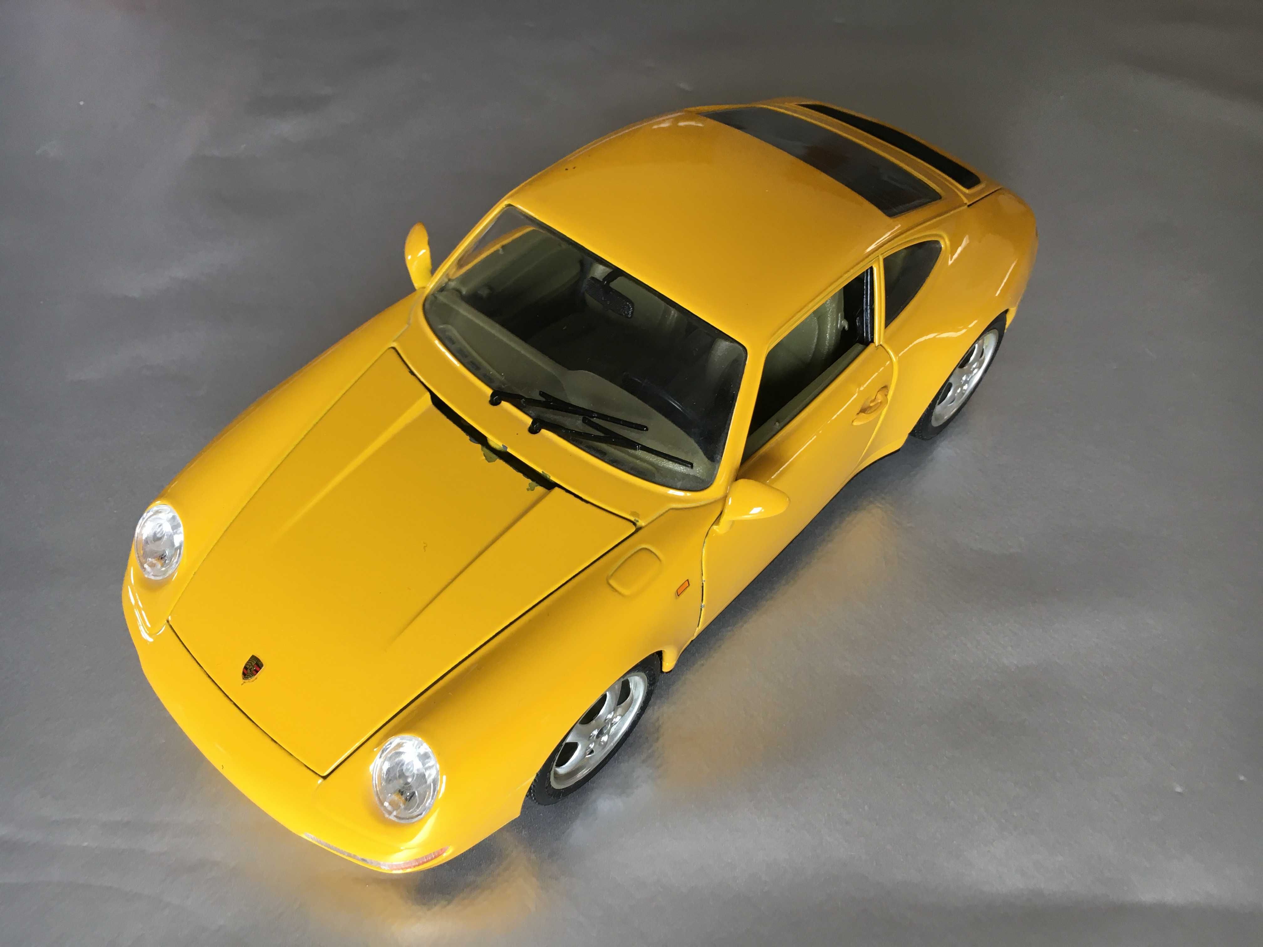 Conjunto de 3 miniaturas Burago escala 1:18 Dodge Ferrari Porsche