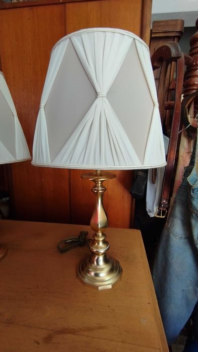 candeeiros de mesa latão