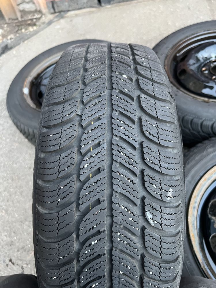 Продам зумову гуму разом з дисками 185/60 r14 5х100