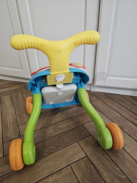 Pchacz dla dzieci. Chodzik dla dzieci