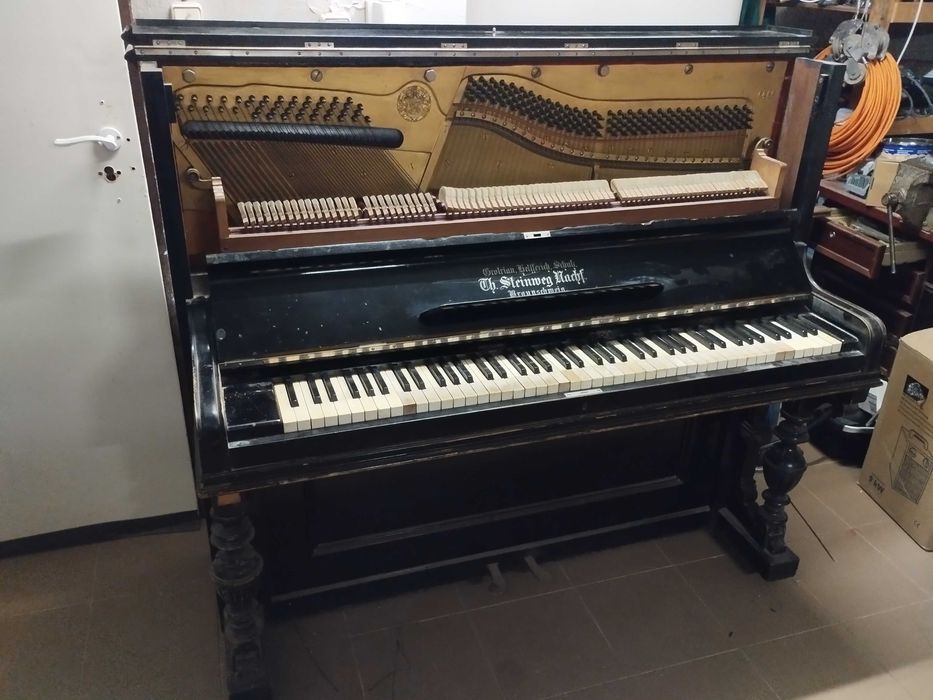 Pianino Grotrian, Helfferich, Schulz,