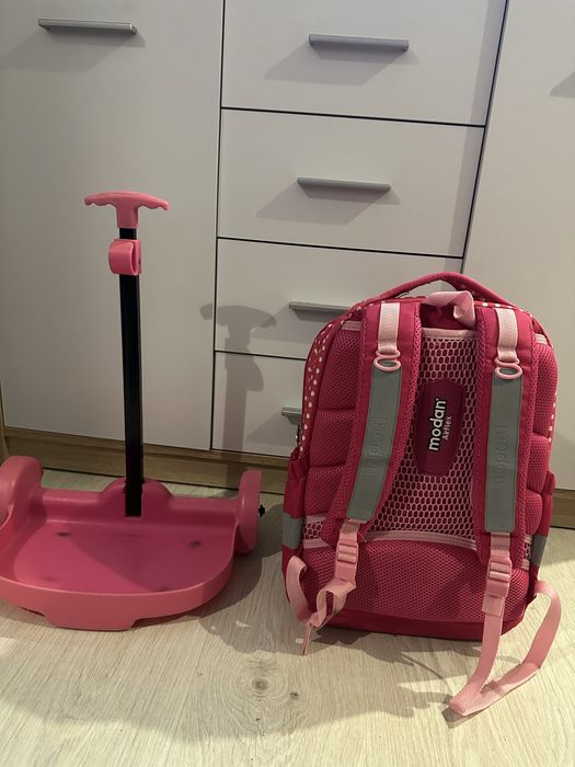 Дитячий шкільний рюкзак трансформер на колесах!