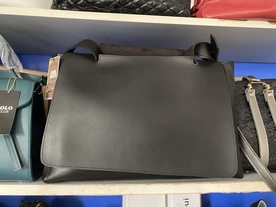 Чорна сумка велика нова