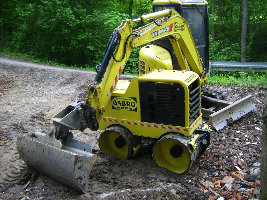 usługi koparką, wykopy, przyłącza, brukarstwo roboty ziemne ogrodzenia