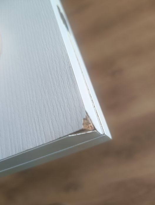 Ławo-stół Sprzedam ławo-stół.
Wszystko działa jeżeli chodzi o rozłożen