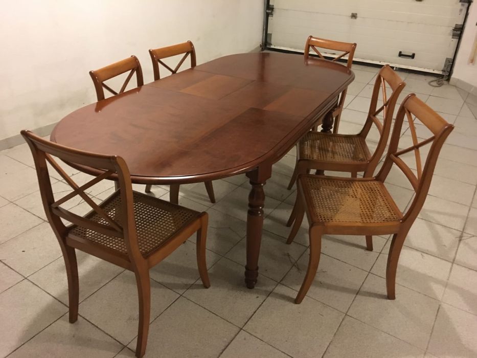 Mesa em cerejeira e 6 cadeiras de cerejeira e palhinha