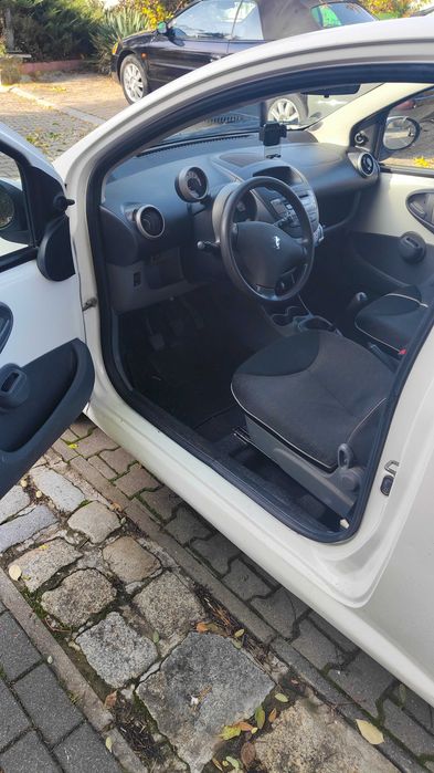 Peugeot 107 1.0 Auto miejskie