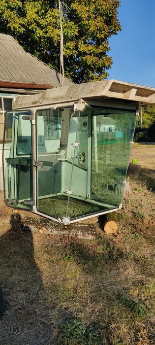 Скло на кабіну комбайна Марал е281