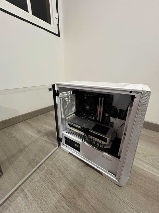 Pc gamer Ryzen 5 5600x, 4060 ti, 32gb ram DDR4