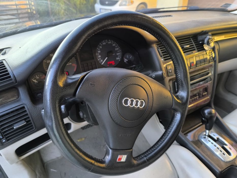 Audi S8 D2 1997r 340km Felgi 19 ABT jasna skóra Gwint wydech Fox