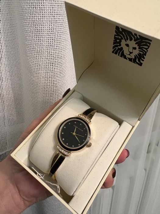Продам годинник Anne Klein новий , не використовувався