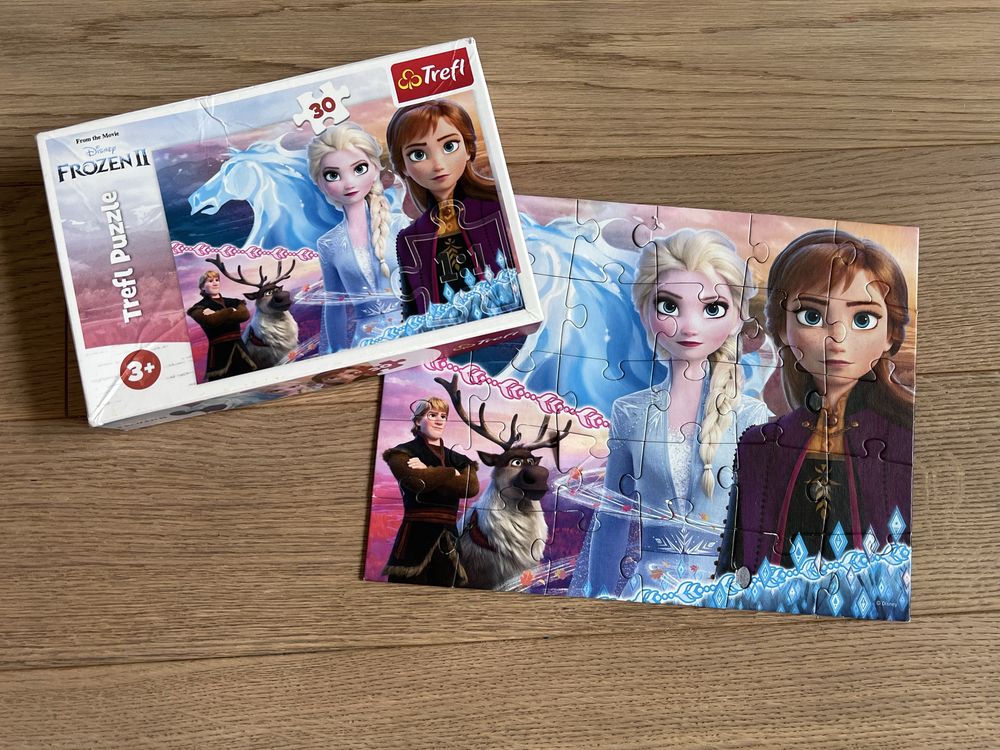 Dwa zestawy puzzli Elsa Kraina Lodu 3-4 latka