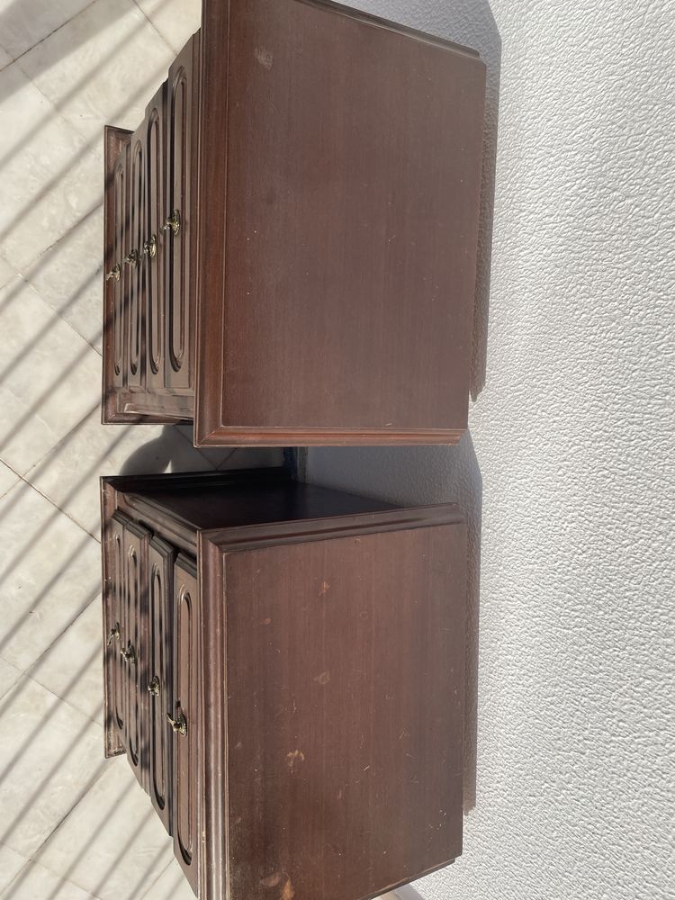 Mesa de cabeceira  para quarto