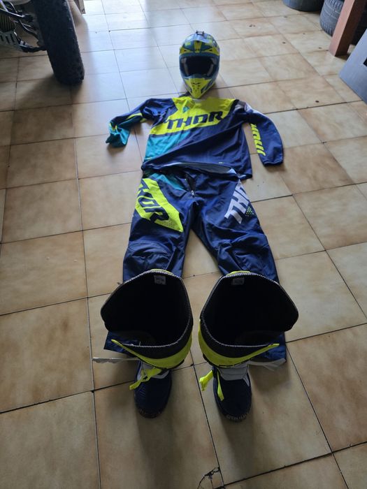 Equipamento motocross