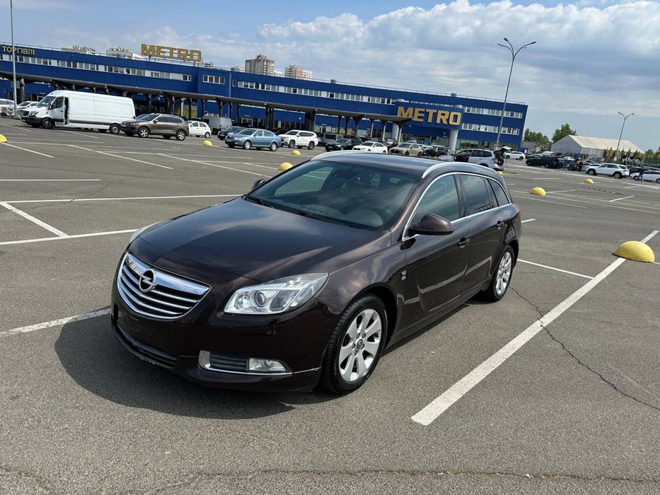 2011 рік Opel Insignia 1.6 Бензин
