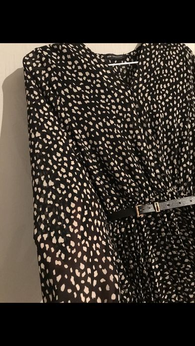 Сукня /плаття.         ,