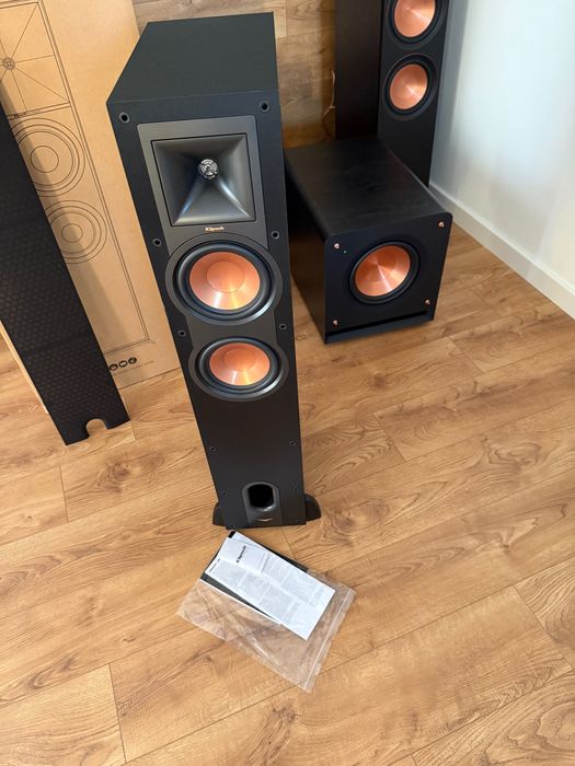 Potężny Onkyo RZ820
