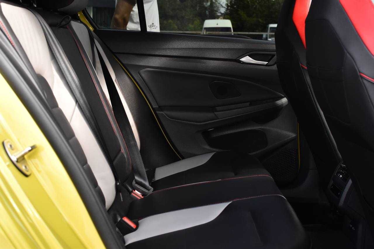 Volkswagen Golf gti 2021 р. 2.0 turbo бензин (Перший внесок від 20%)