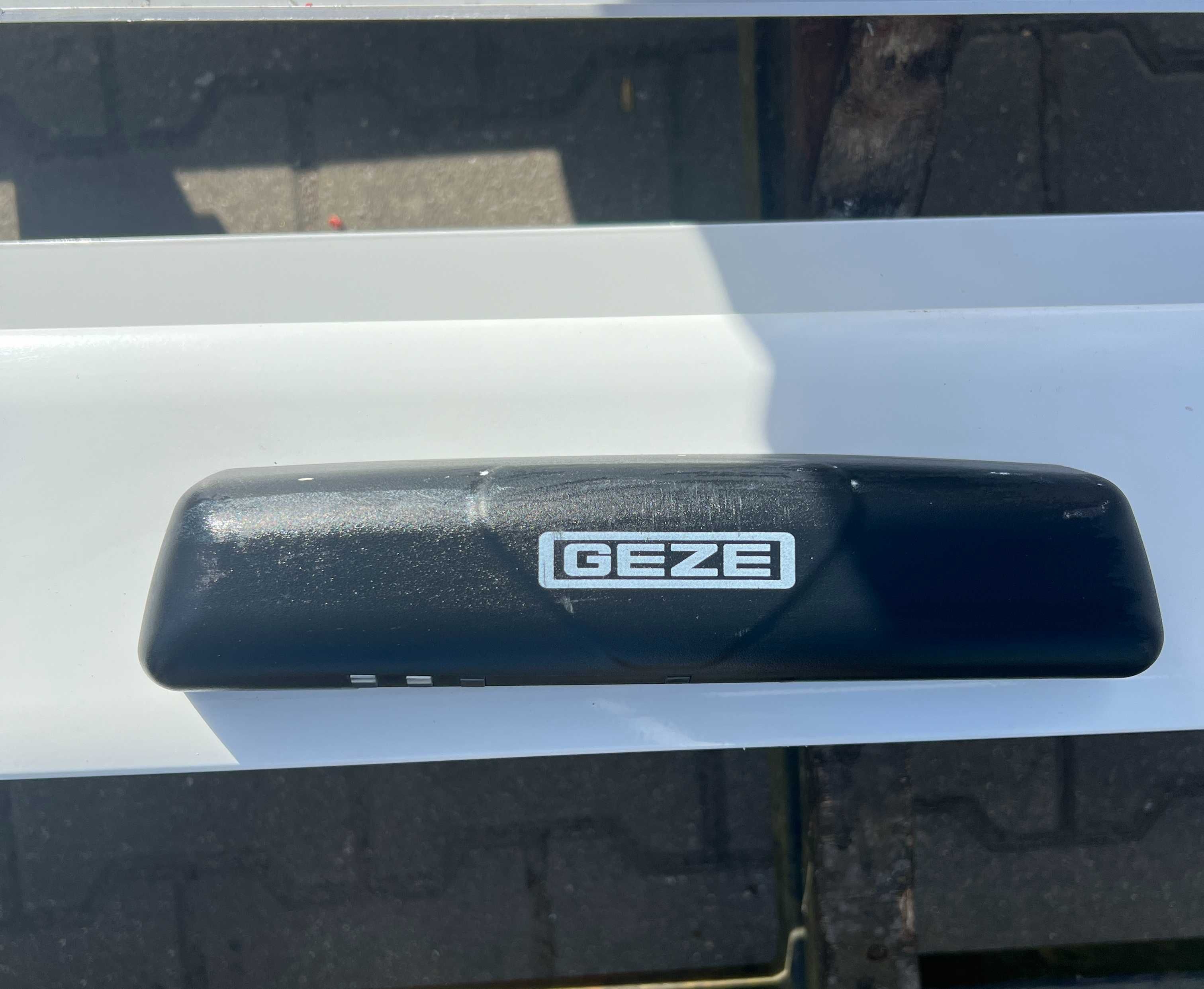 Drzwi automatyczne przesuwne 173 x 215 Geze