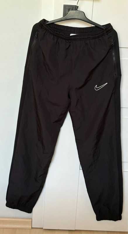 Oryginalne spodnie Nike Dri-Fit 147-158 cm