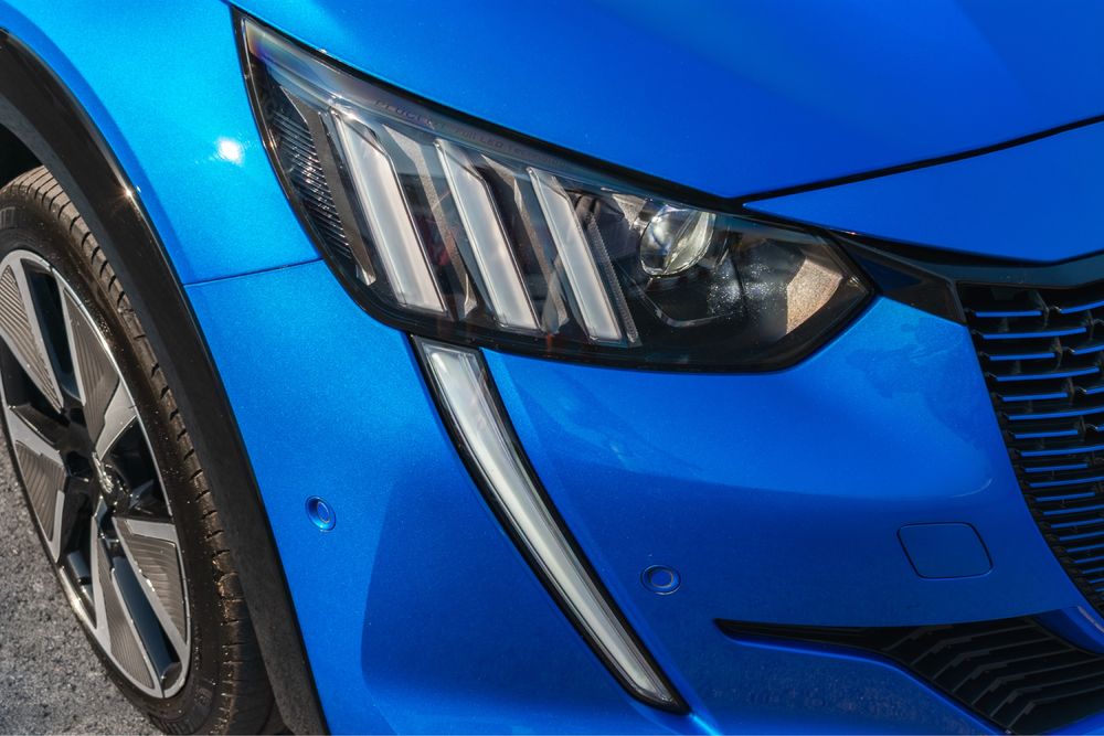 Peugeot e-208 GT Line  (finaciamento disponivel)