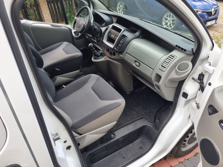 TRAFIC VIVARO 2014 L2H1 bagażnik dachowy 2.0 DCI
