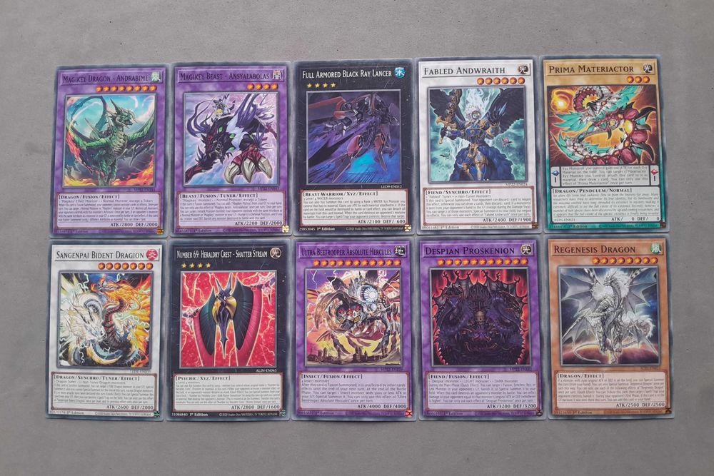 Cj. 240 Cartas Yu-Gi-Oh