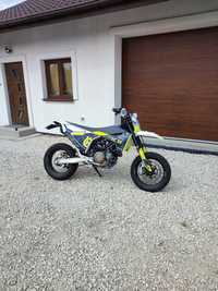 Husqvarna 701 supermoto 2021