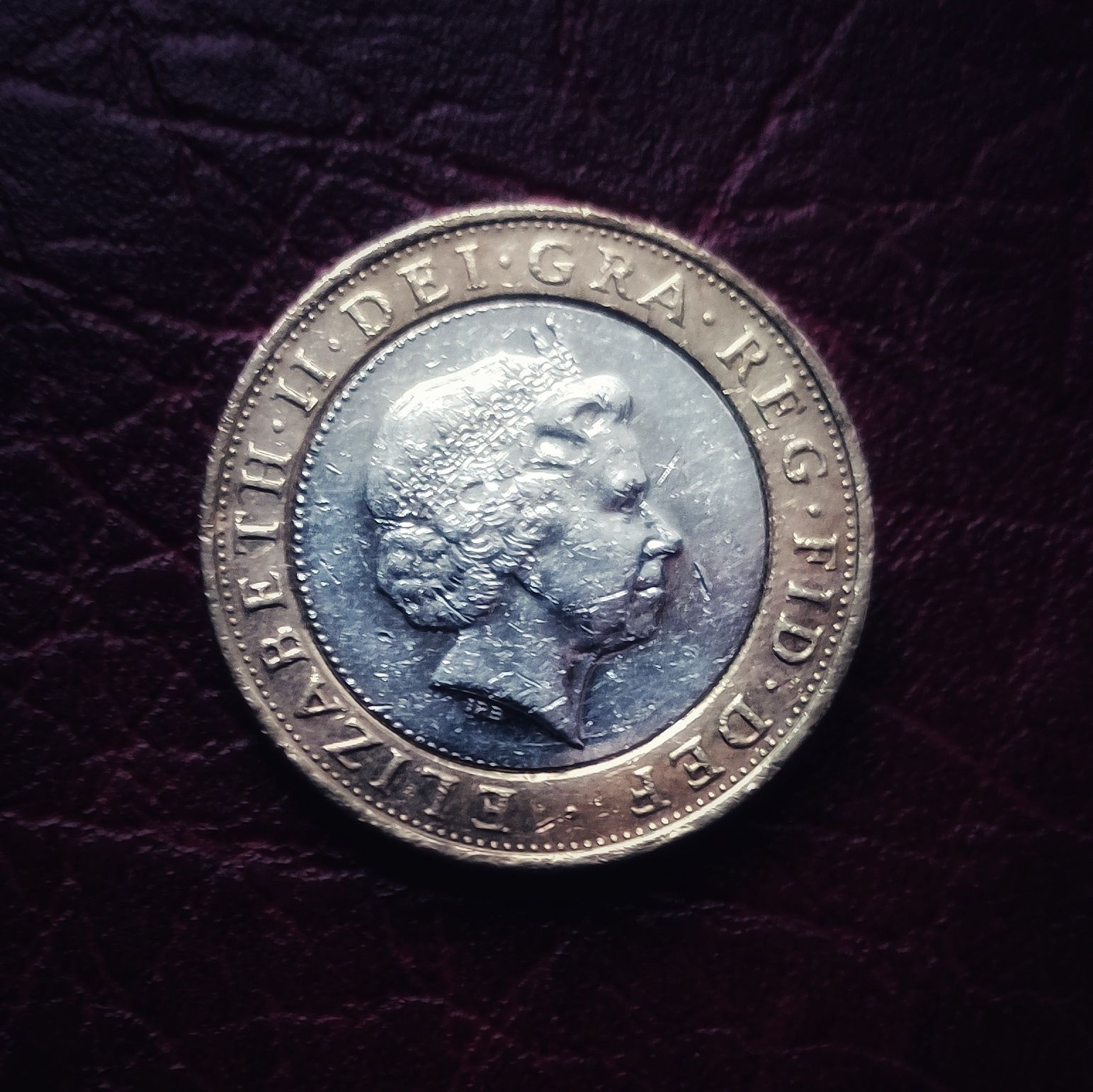 2 funty - two pounds z 2015 roku - Wielka Brytania