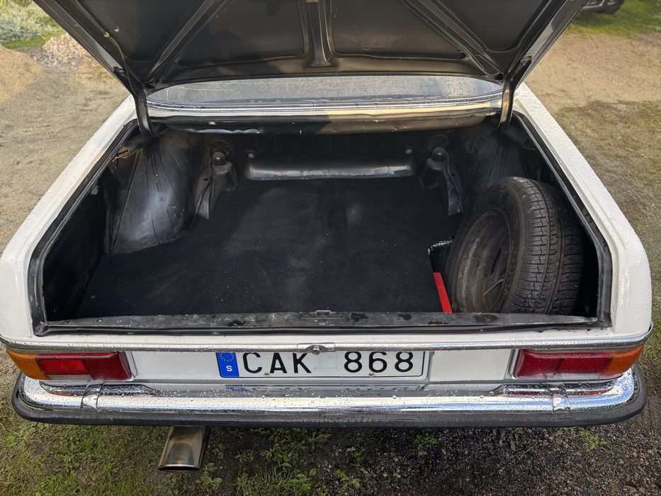 Mercedes W114 CE
