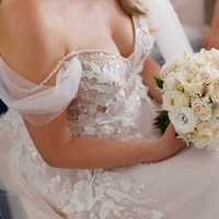 Suknia ślubna tiulowa Allure kwiaty 3D - roz. L na 176 cm