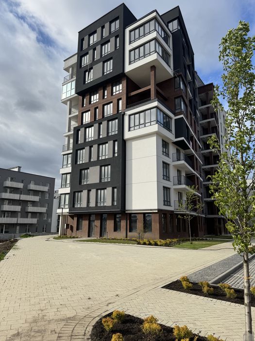 Видова квартира з відкритим балконом в районі вулиці Вовчинецька