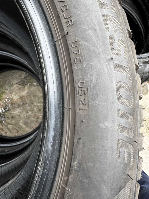 Шини BRIDGESTONE 225/50 R17 98H, Blizzak LM001, зимова резина