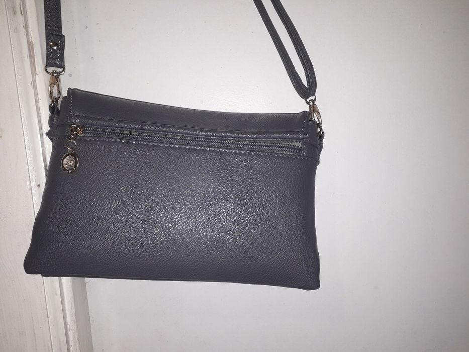 Сумка жіноча  через плече