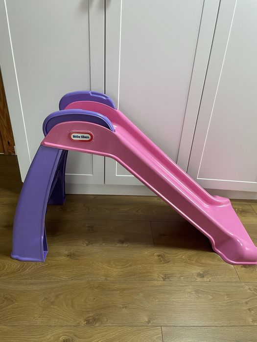 Zjeżdżalnia Little tikes