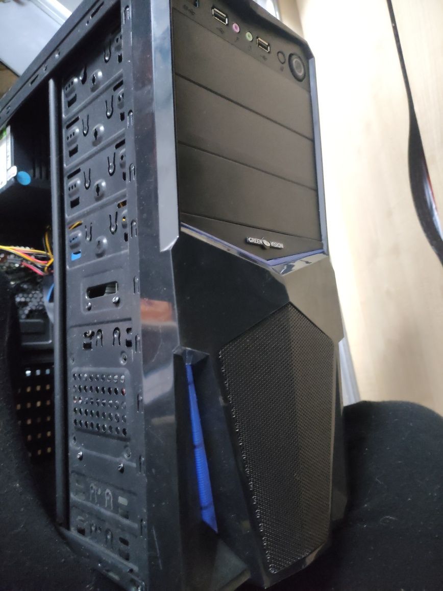 Комп'ютер i3-7100 (8gb ddr4, 64 gb SSD, 1TB HDD, 400w)