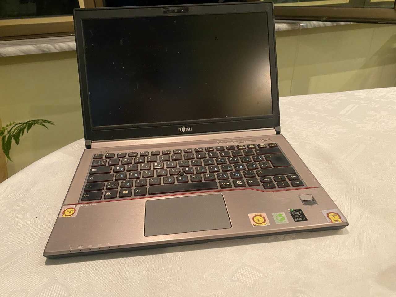 Fujitsu Lifebook E744 Матриця,  кришка матриці, розбірка