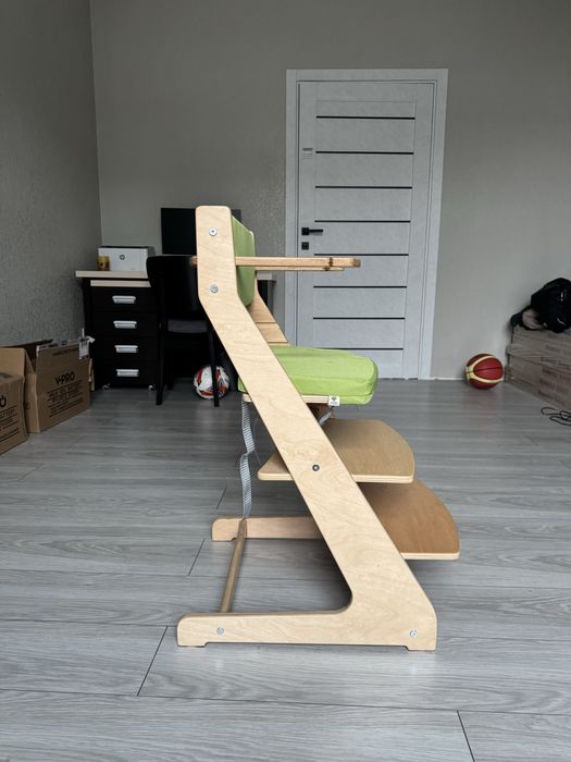 Зростаючий стілець