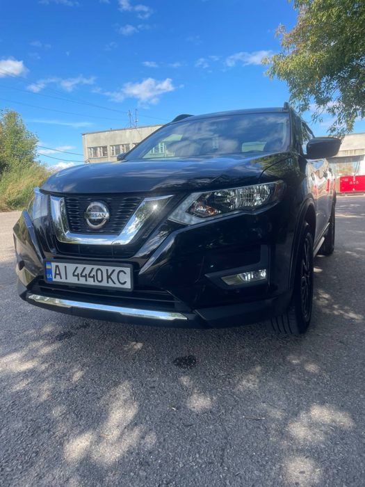 Продам Nissan Rogue 2017