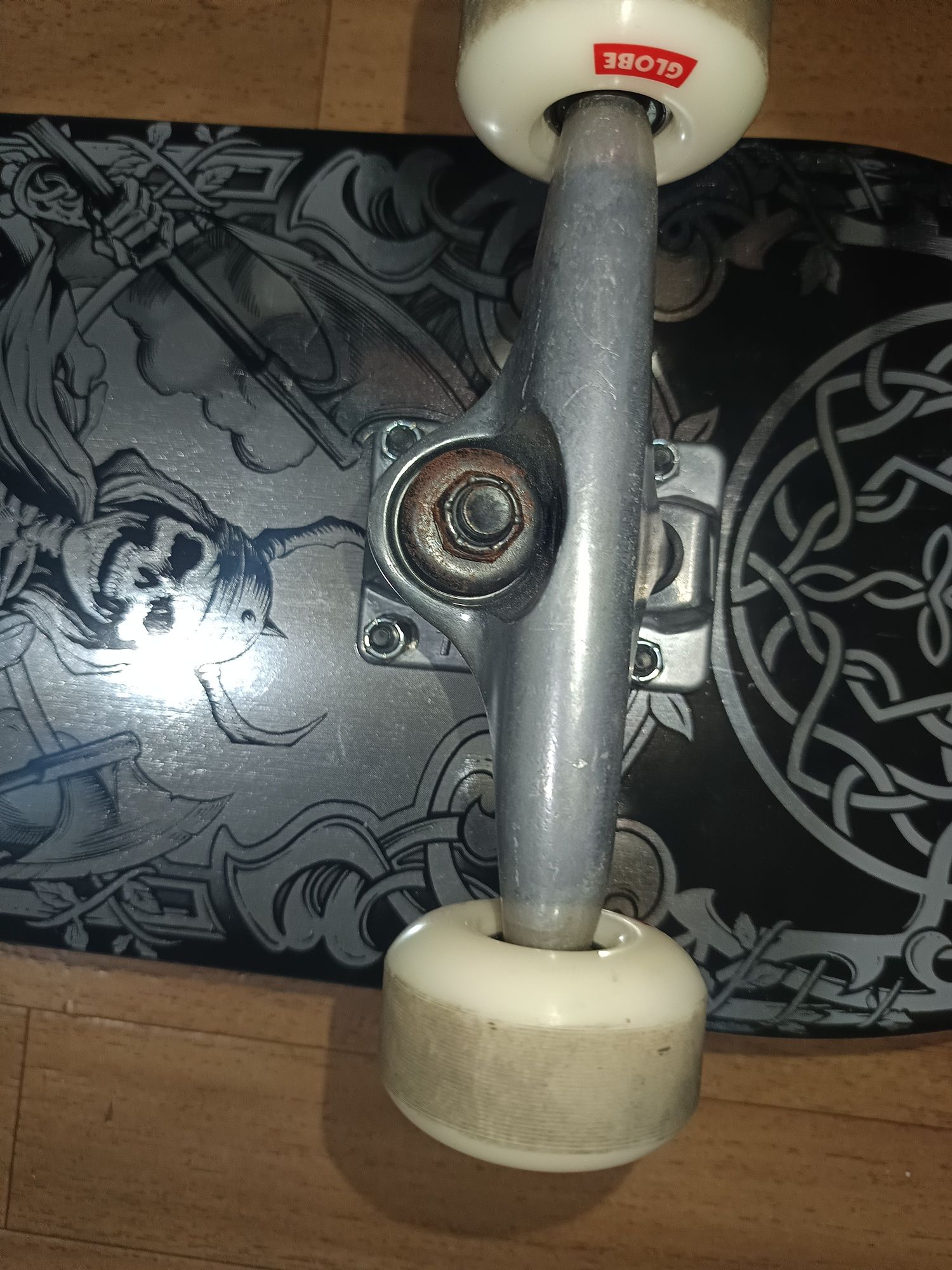 Skate completo +BRINDE
