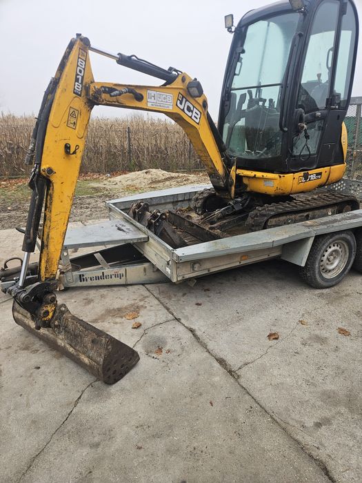 Usługi miniładowarką, minikoparką