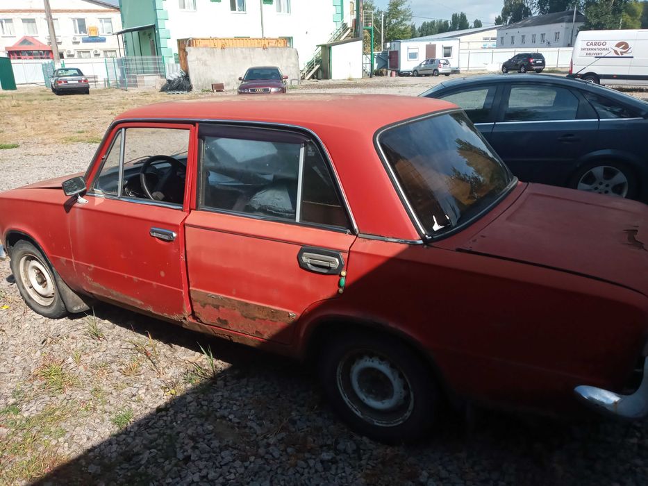 Продам автомобіль ВАЗ-2101, на ходу, можливо на запчастини